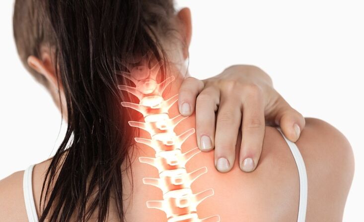 Cervikálna osteochondróza je charakterizovaná napätím a bolesťou v krku