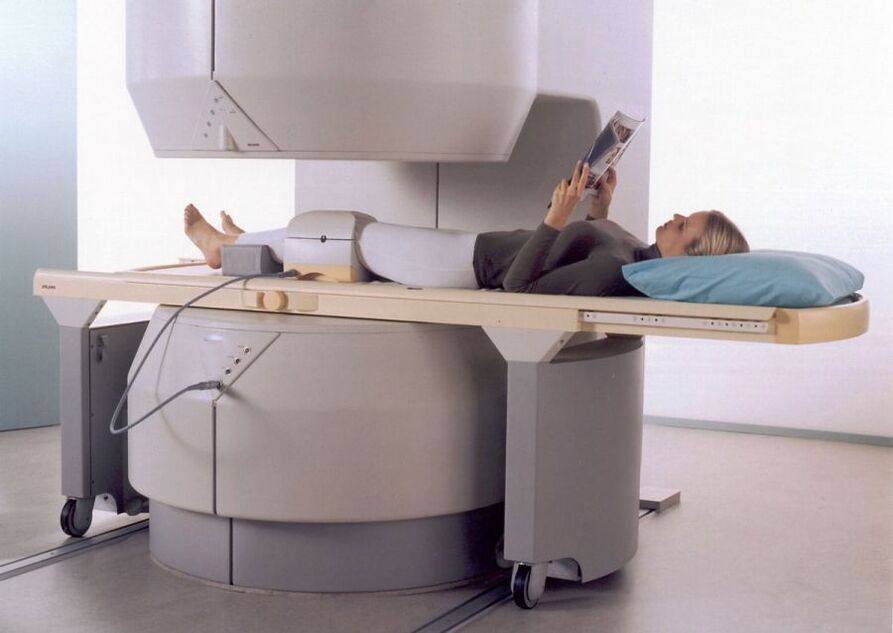 Na diagnostiku artrózy a artritídy sa vykonáva MRI